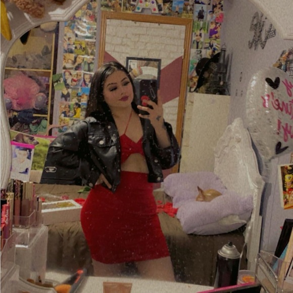 Meet your Posher, Ashley - Picture 4 of 5